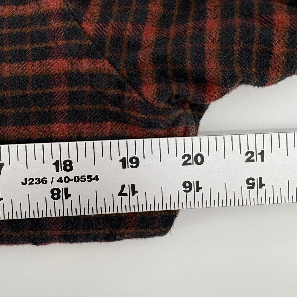 UNTUCKit Martino Mens Small Black Orange Plaid Flannel Button Down Shirt 41171